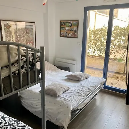 De Prestige Vue Place De Parking